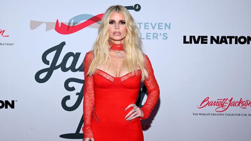 Jessica Simpson átalakulása sokkolta a rajongóit: sokan alig tudták azonosítani őt egy legújabb fotón - Kép - Életmód