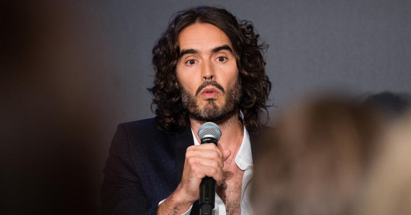 Újabb izgalmas információk láttak napvilágot a nemi erőszakkal vádolt Russell Brand ügyével kapcsolatban.