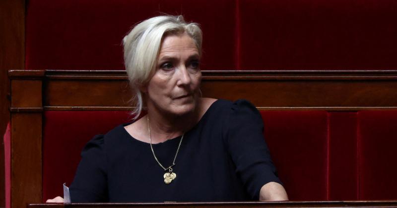 Marine Le Pen kérelmét, amelyben a kiszabott büntetésének felfüggesztését kérte, elutasították.