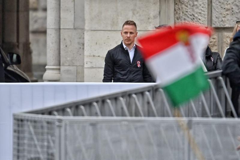 A cég történetének legnagyobb veszteségét szenvedte el, miután a győri egyetem megvásárolta a Dzsudzsákék által birtokolt eszközöket.