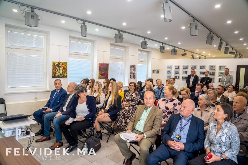 Az egészség a jövő kulcsa - egyedülálló egészségmegőrző konferenciát rendeztek Dunaszerdahelyen.